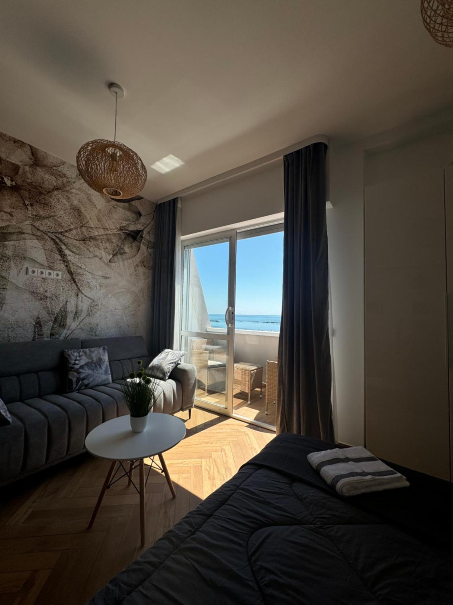Piramide 13 Appartement